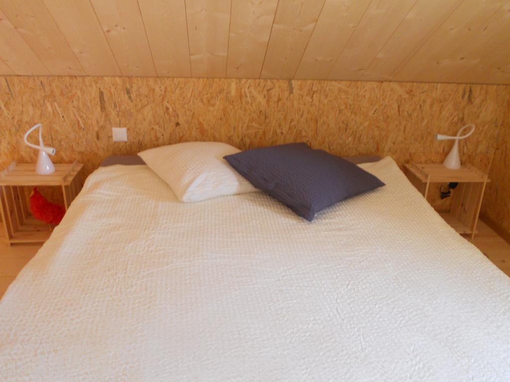 Gite Chez Toinette Saignelégier Habitación foto